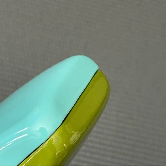 EUC Kate Spade New York Eyewear Stylish Hard Protective Case With Cleaning Cloth - Picture 7 of 17